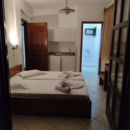 Villa Thomi Skala Rachoni  Extérieur photo