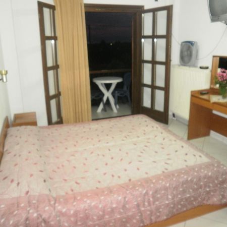 Villa Thomi Skala Rachoni  Extérieur photo